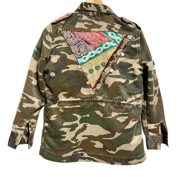 Beautiful Stories Embellished Patch Mixed Media Camoflague Utility Jacket Size S - Picture 2 of 12